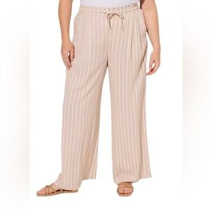 TORRID I Pull-On Wide Leg Stretch Pants Mushroom Cream High-Rise Size 12 / Large